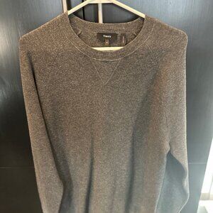 Men’s Theory sweater